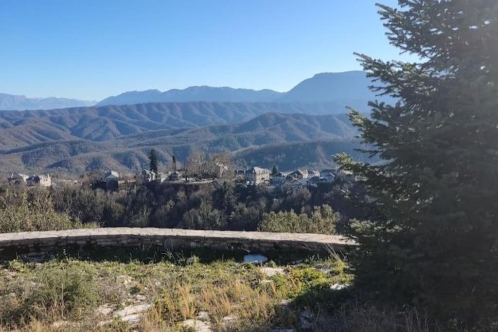 Βίτσα Πετρόκτιστο Αρχοντικό "Ιόλη" Με Θέα Ζαγόρι Villa Exterior photo
